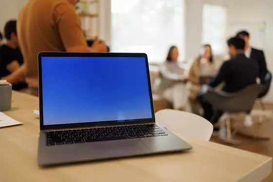 "MacBook